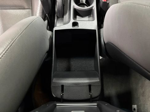 Used 2014 Hyundai Elantra Limited FWD image 40