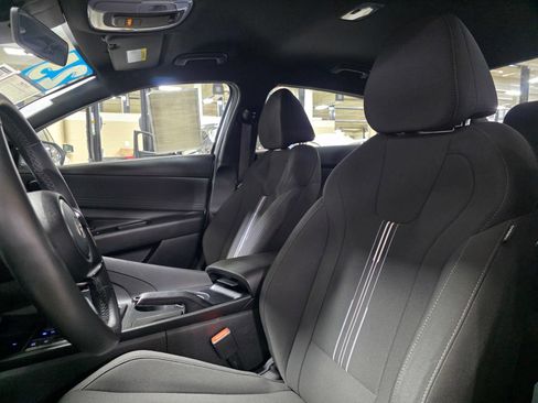 Certified 2025 Hyundai Elantra Sport FWD image 22