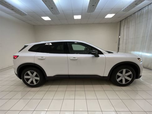 Certified 2024 Honda Prologue EX image 26