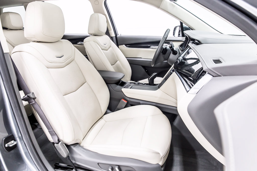 Used 2022 Cadillac XT6 Premium Luxury FWD image 32