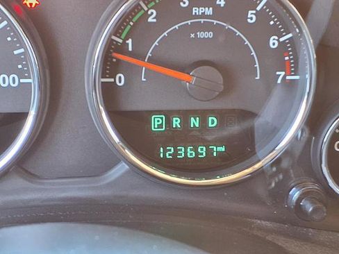 Used 2017 Jeep Wrangler Unlimited Sahara w/ Quick Order Package 24E Chief image 10