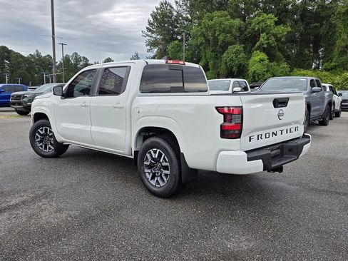 New 2026 Nissan Frontier SV w/ SV Convenience Package RWD image 5