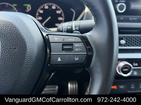 Used 2025 Honda Civic Sport image 16