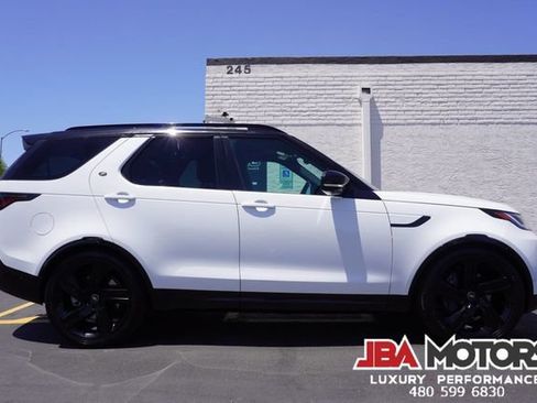 Used 2023 Land Rover Discovery HSE R-Dynamic AWD/4WD image 13