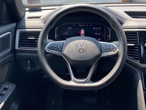 Certified 2023 Volkswagen Atlas Cross Sport SE w/ Panoramic Sunroof Package AWD/4WD image 2