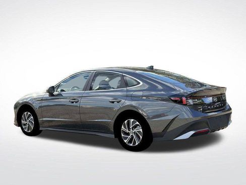 New 2026 Hyundai Sonata Blue FWD image 4