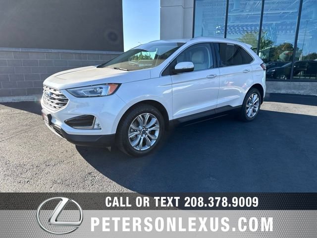 Used 2019 Ford Edge Titanium w/ Cold Weather Package AWD/4WD image 2