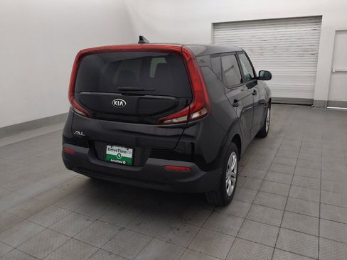 Used 2021 Kia Soul LX FWD image 9
