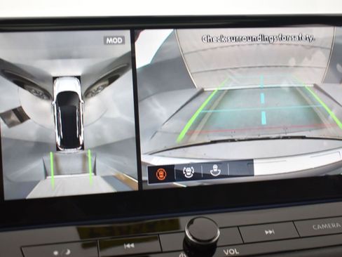 New 2026 Nissan Rogue Platinum w/ Platinum Premium Package image 11