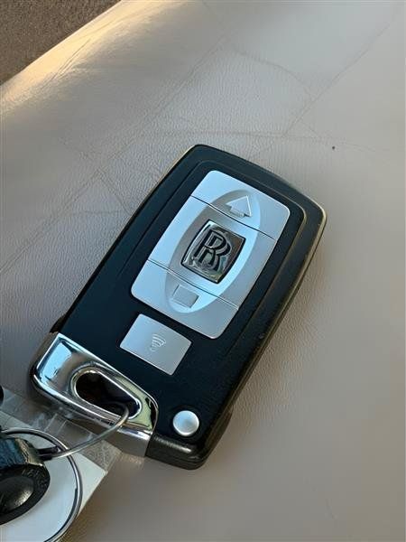 Used 2006 Rolls-Royce Phantom Sedan RWD image 93