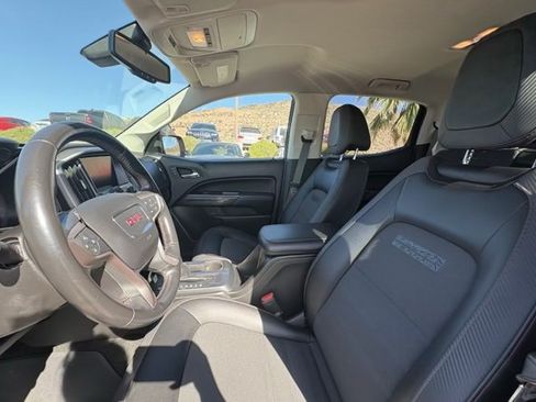 Used 2016 GMC Canyon SLE w/ All Terrain Package AWD/4WD image 9