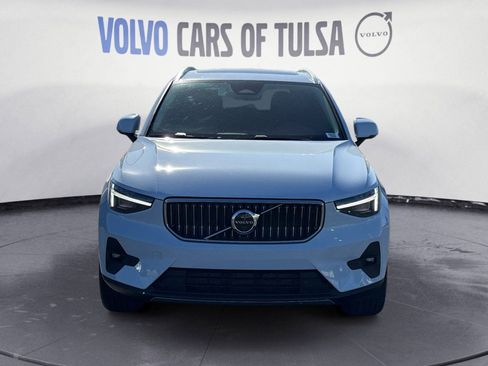 New 2025 Volvo XC40 B5 Ultra w/ Protection Package image 8