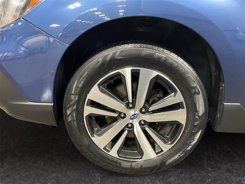 Used 2019 Subaru Outback 2.5i Limited image 14