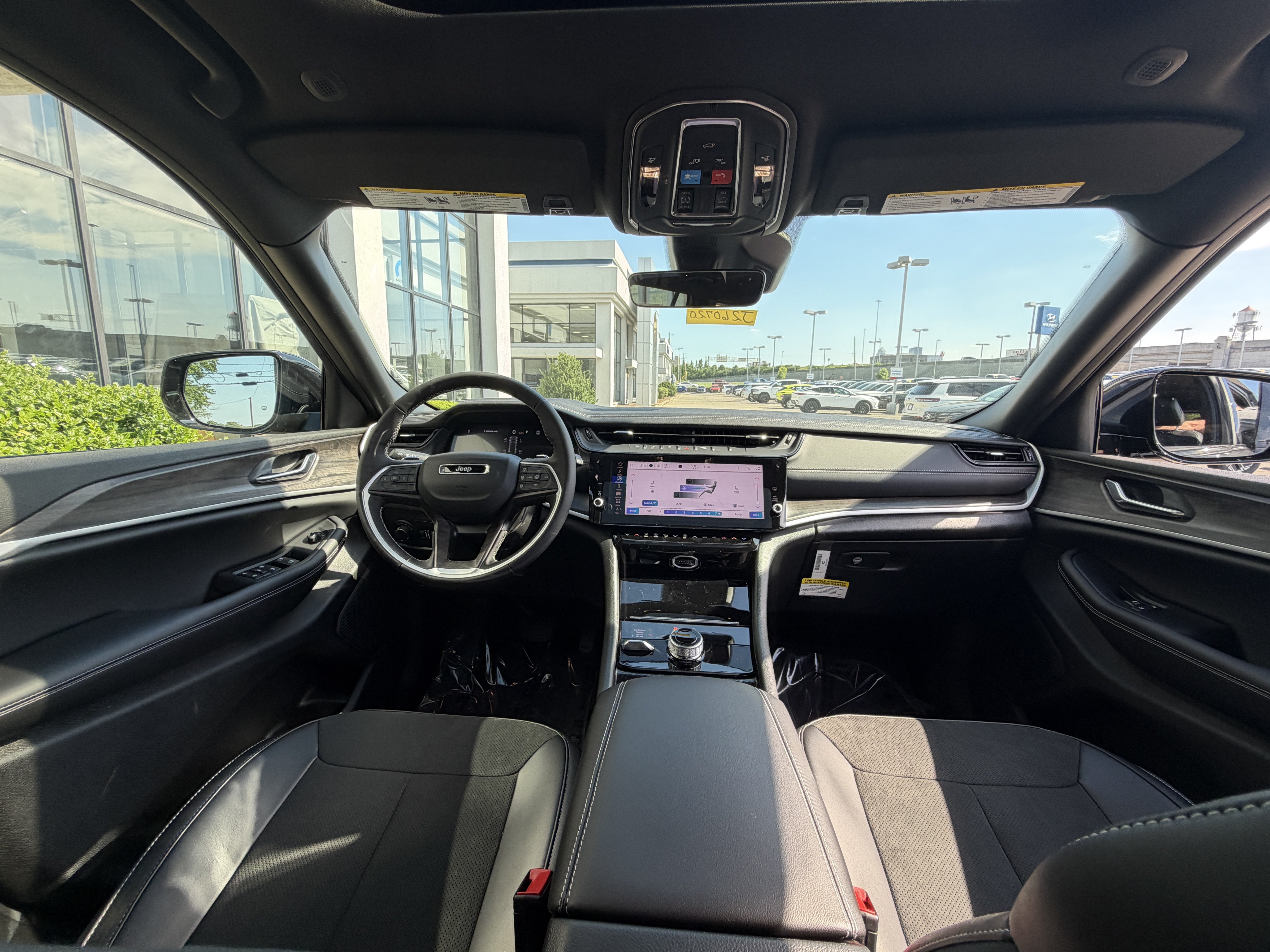 New 2026 Jeep Grand Cherokee Altitude AWD/4WD image 27