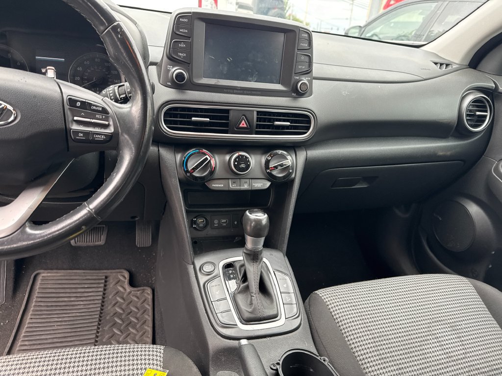 Used 2020 Hyundai Kona SEL Plus FWD image 11
