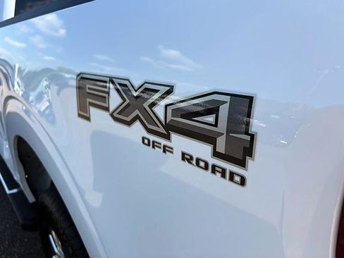 Used 2025 Ford F150 Lariat w/ Equipment Group 502A High AWD/4WD image 18