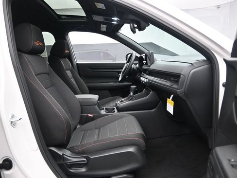 Used 2026 Honda CR-V TrailSport image 34