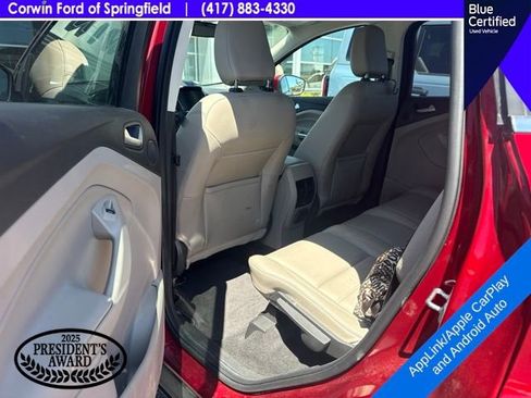 Used 2019 Ford Escape Titanium AWD/4WD image 14