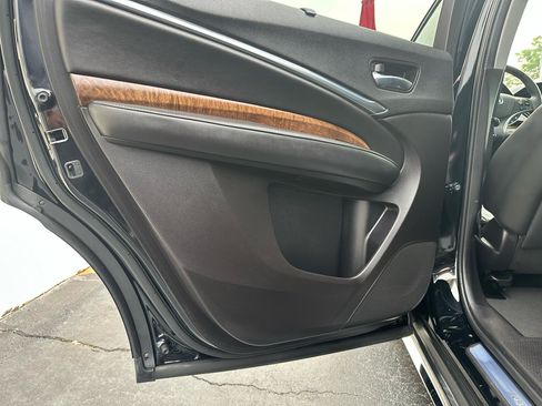 Used 2017 Acura MDX SH-AWD w/ Advance Package image 26