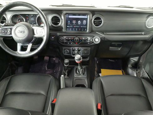 Used 2021 Jeep Wrangler Unlimited Sahara image 38