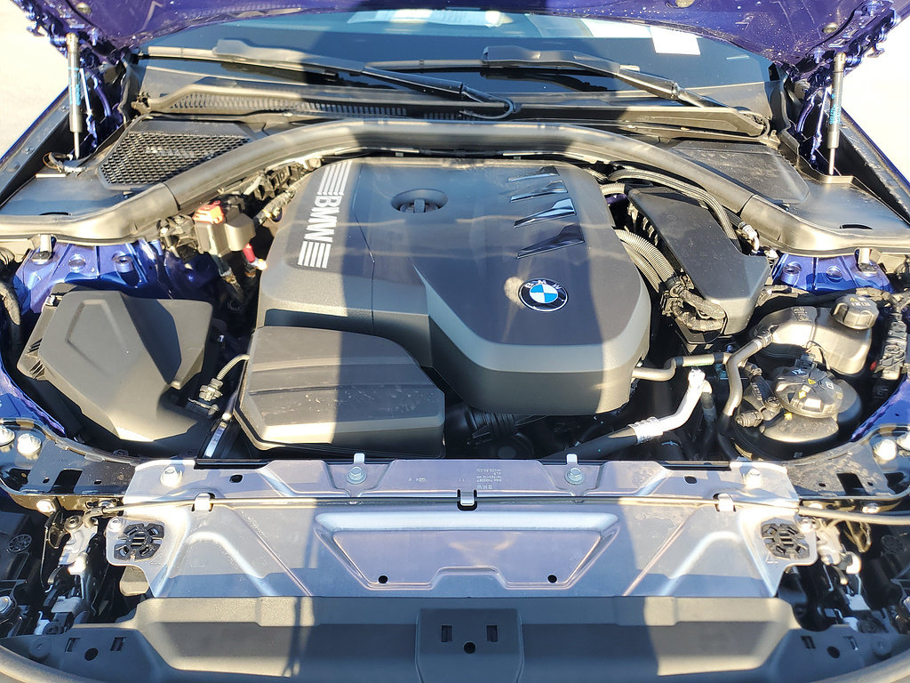 Used 2026 BMW 330i Sedan w/ M Sport Package RWD image 31