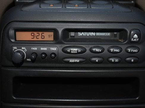 Used 1998 Saturn S-Series SC1 image 20