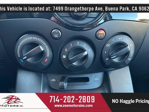 Used 2012 MAZDA MAZDA2 Sport FWD image 31