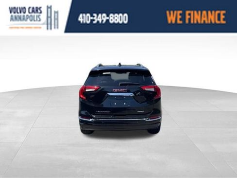 Used 2022 GMC Terrain Denali w/ Denali Premium Package AWD/4WD image 7