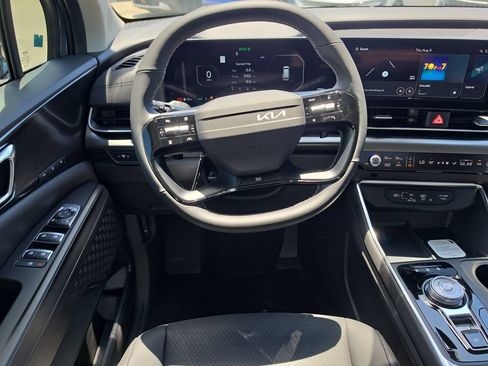 New 2027 Kia Carnival SX Prestige FWD image 14