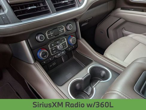 Used 2023 Chevrolet Suburban Z71 w/ Luxury Package AWD/4WD image 11