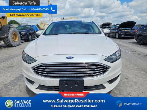 Used 2017 Ford Fusion SE w/ Fusion SE Technology Package FWD image 7