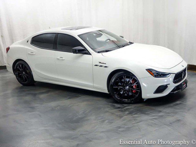 Used 2022 Maserati Ghibli Modena Q4 AWD/4WD image 5