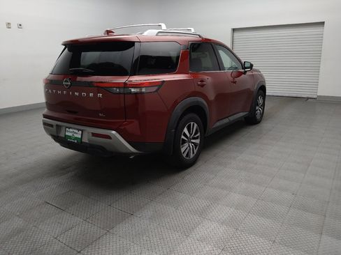 Used 2022 Nissan Pathfinder SL FWD image 9