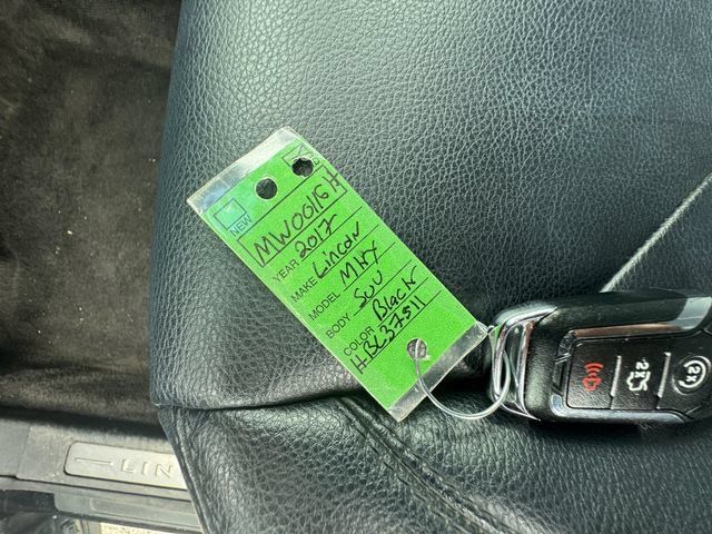 Used 2017 Lincoln MKX Premiere FWD image 26
