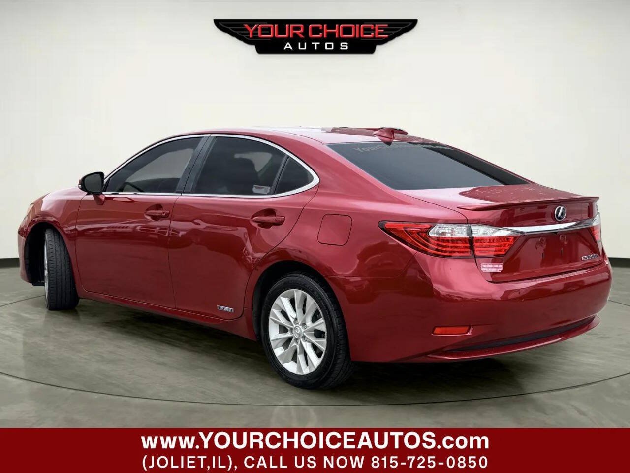 Used 2015 Lexus ES 300h w/ Navigation System Package FWD image 3