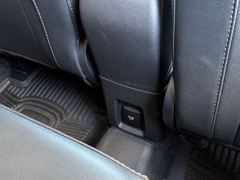 Used 2022 Ford EcoSport SES image 21