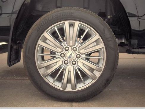 Used 2026 Ford F150 Platinum w/ Equipment Group 703A Plus AWD/4WD image 11
