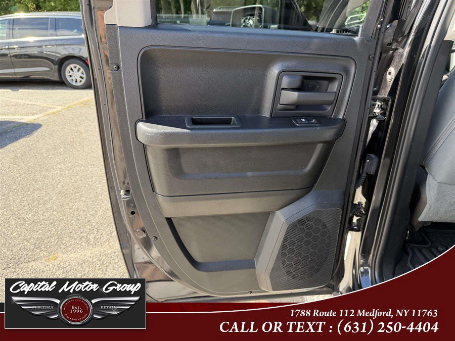 Used 2018 RAM 1500 Express AWD/4WD image 16