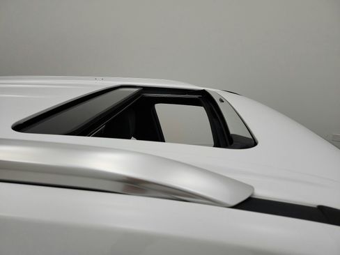 Used 2025 Lexus LX 700h F Sport image 17