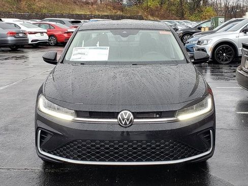 New 2026 Volkswagen Jetta SE FWD image 5