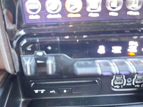 Used 2019 RAM 1500 Limited AWD/4WD image 72