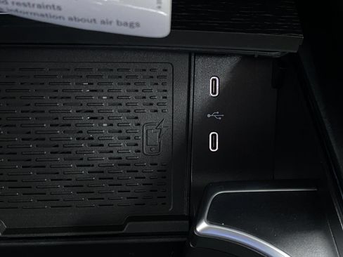 New 2026 Mercedes-Benz GLS 450 4MATIC image 28