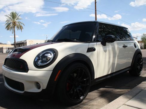 Used 2010 MINI Cooper S FWD image 7