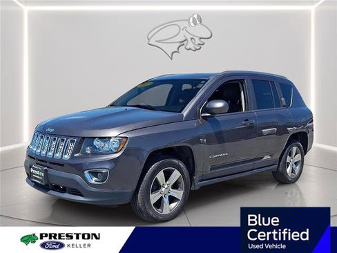 Used 2017 Jeep Compass Latitude AWD/4WD image 1