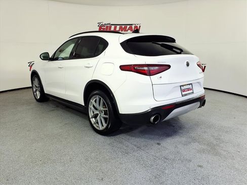 Used 2018 Alfa Romeo Stelvio Ti Sport image 9