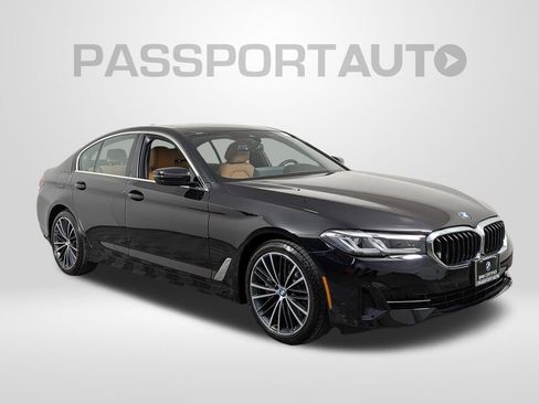 Certified 2023 BMW 530i xDrive w/ Premium Package image 9