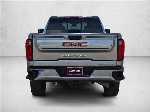 Used 2024 GMC Sierra 2500 Denali w/ Technology Package image 6