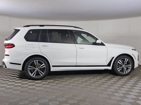 Used 2024 BMW X7 xDrive40i w/ M Sport Package AWD/4WD image 20