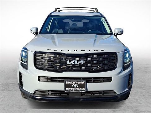 Used 2022 Kia Telluride EX w/ EX Premium Package image 2