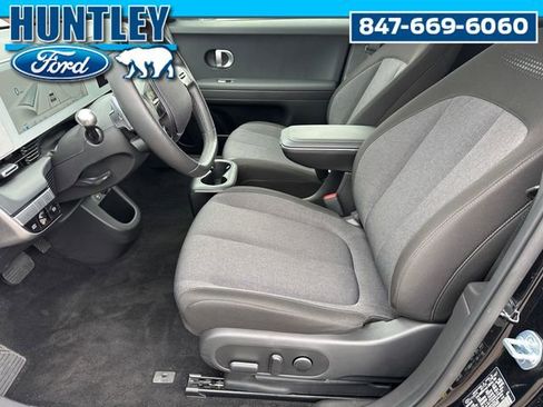 Used 2024 Hyundai Ioniq 5 SEL image 17